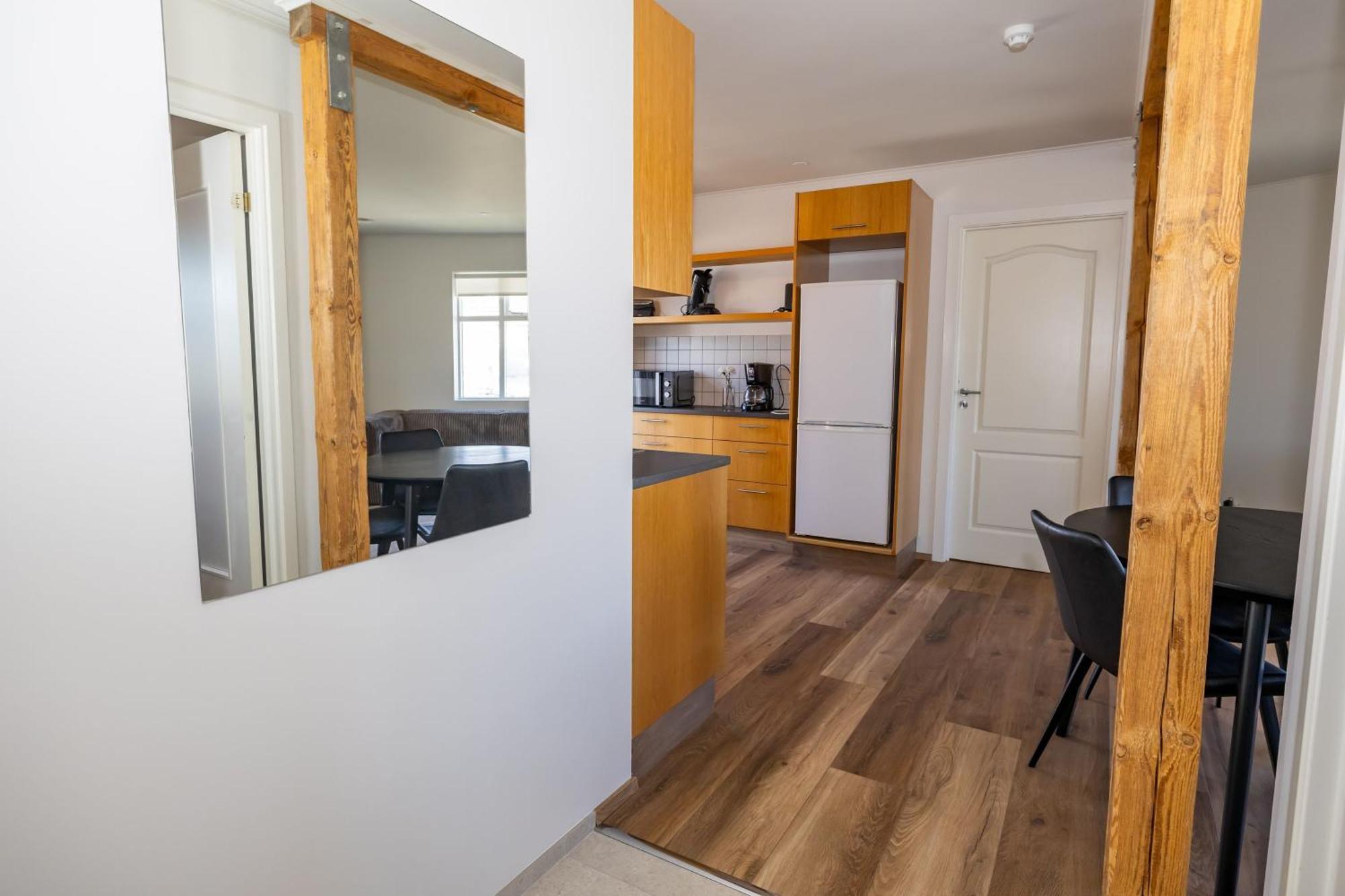 Steinaskjol Apartments 아퀴레이리 외부 사진