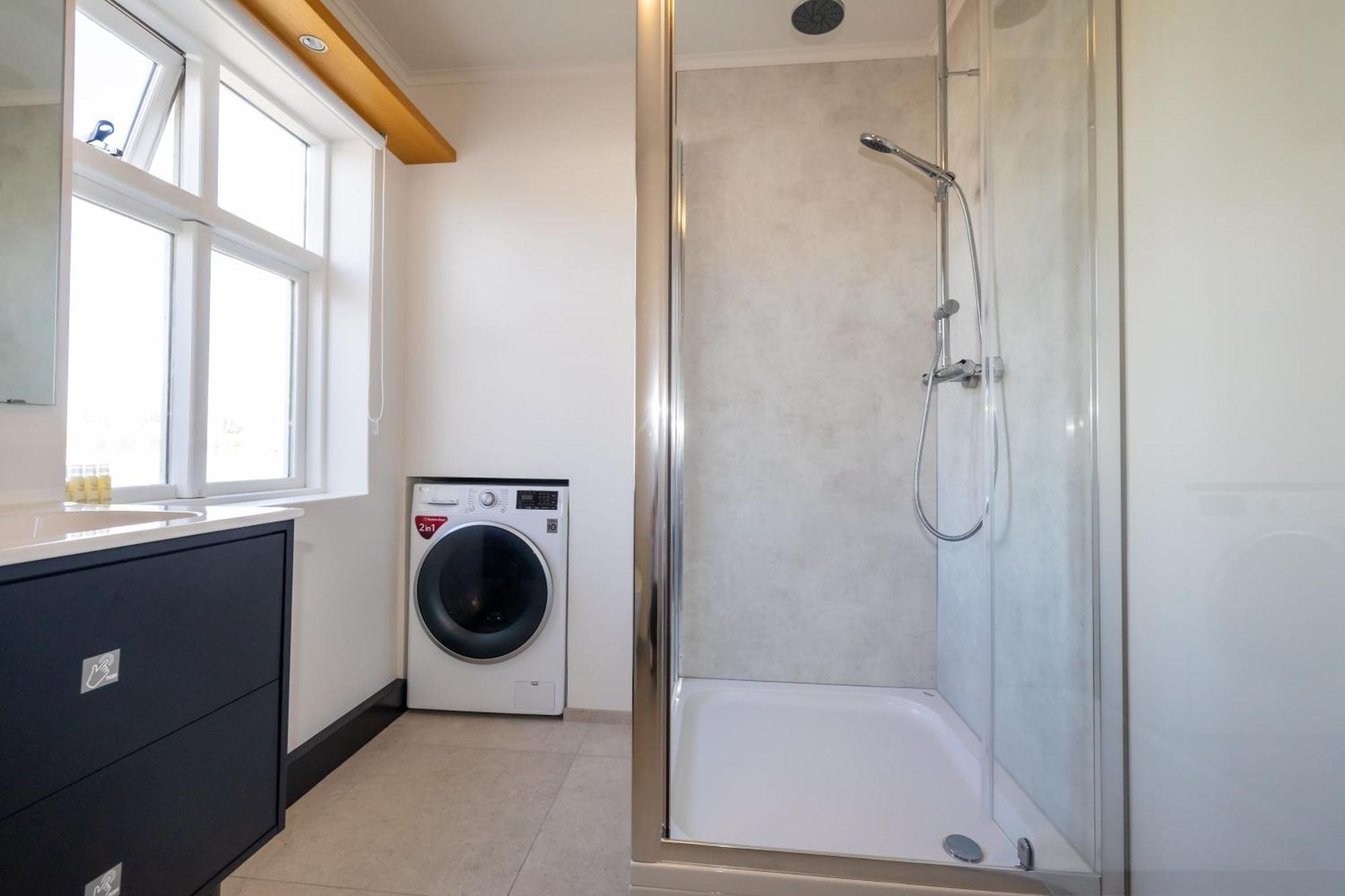 Steinaskjol Apartments 아퀴레이리 외부 사진