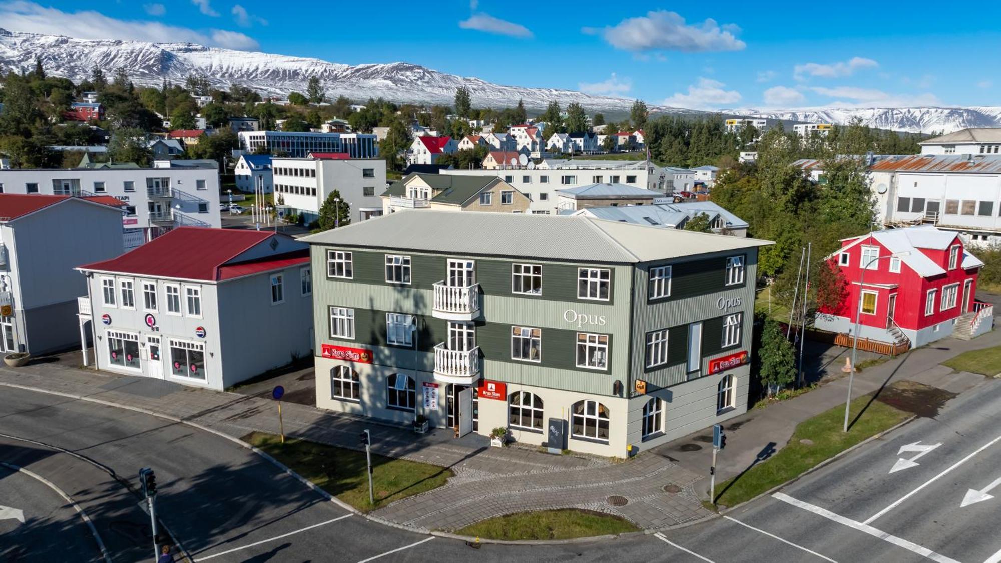 Steinaskjol Apartments 아퀴레이리 외부 사진